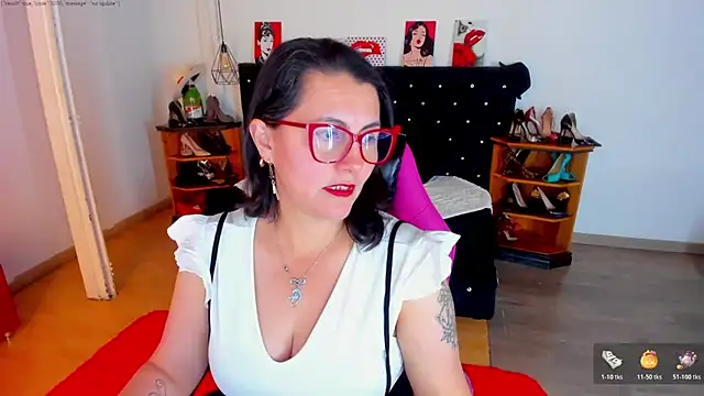 Snapshot of D_Martii chatting on October 2025 01:55:02 PM D Martii online show from October 2025 01:55:02 PM