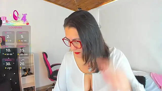 D Martii online show from November 2025 01:25:01 PM