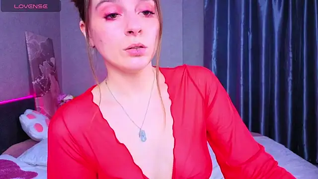 LilyIrons online show from May 2026 04:43:01 PM