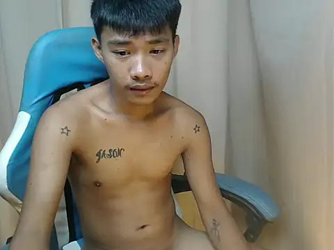 Snapshot of urasianjason chatting on December 2025 03:16:02 PM urasianjason online show from December 2025 03:16:02 PM