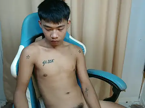 Snapshot of urasianjason chatting on November 2025 05:55:02 AM urasianjason online show from November 2025 05:55:02 AM