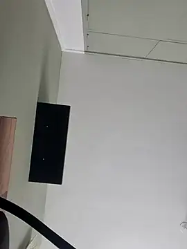 Snapshot of dam85vendee chatting on September 2025 11:05:01 AM dam85vendee online show from September 2025 11:05:01 AM