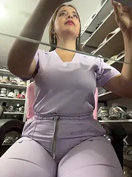 GiaDuque online show from January 2026 11:38:01 AM