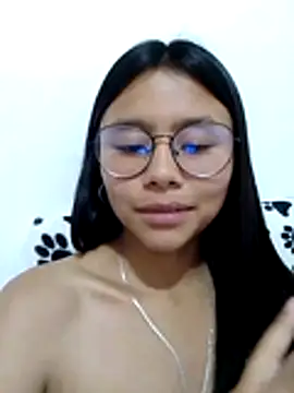 SofieLove 01 online show from April 2026 07:50:02 PM