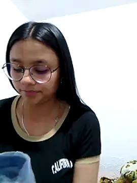 SofieLove 01 online show from March 2026 07:45:02 PM