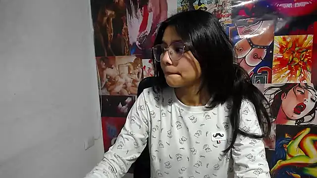 SofieLove 01 online show from November 2025 07:12:01 AM