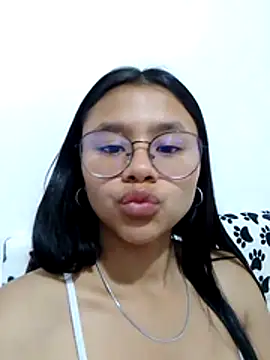 SofieLove 01 online show from March 2026 07:39:01 AM