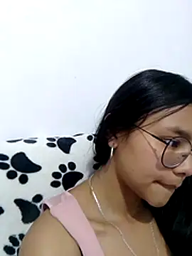 SofieLove 01 online show from April 2026 07:55:01 AM