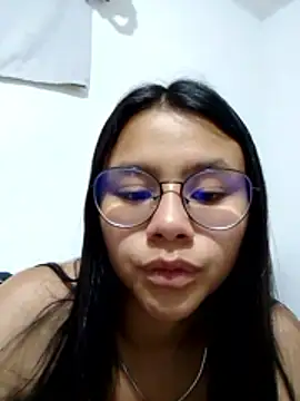 SofieLove 01 online show from April 2026 06:53:01 AM