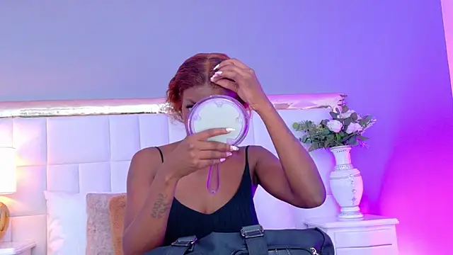 MadeleineHocker online show from November 2025 12:53:02 PM