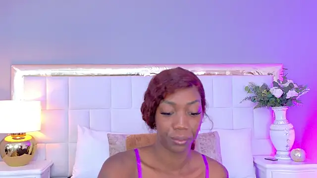 MadeleineHocker online show from December 2025 02:27:02 PM