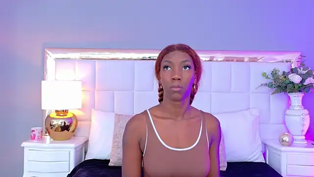 MadeleineHocker online show from November 2025 12:52:01 PM