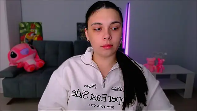 queenofthesense  online show from October 2025 04:30:02 PM