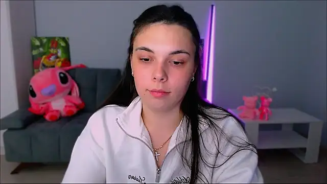 queenofthesense  online show from October 2025 05:45:01 PM