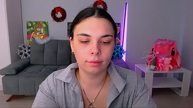 queenofthesense  online show from December 2025 10:17:02 AM