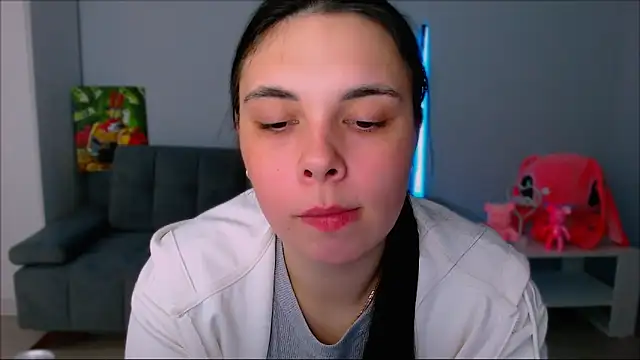 queenofthesense  online show from November 2025 04:00:01 PM