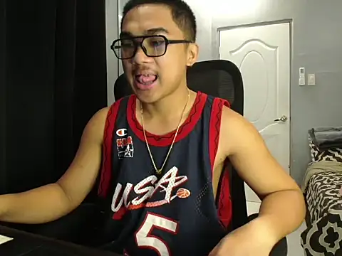 Snapshot of pinoyAdrianneXXX chatting on October 2025 02:13:01 AM pinoyAdrianneXXX online show from October 2025 02:13:01 AM