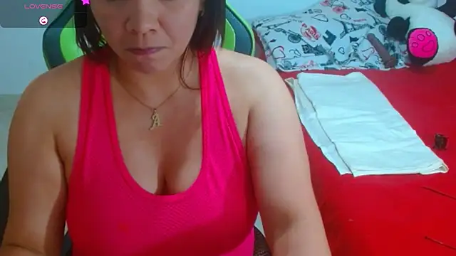 Snapshot of hiilarybrown chatting on October 2025 03:21:02 AM hiilarybrown online show from October 2025 03:21:02 AM