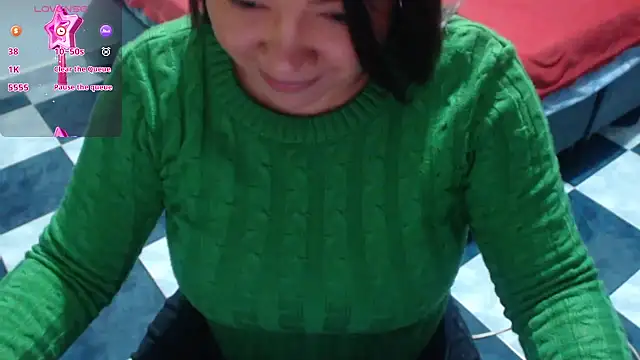 hiilarybrown online show from February 2026 11:47:01 PM