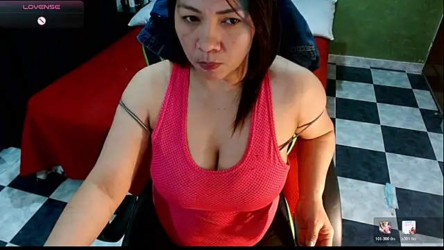 hiilarybrown online show from July 2026 12:29:02 AM