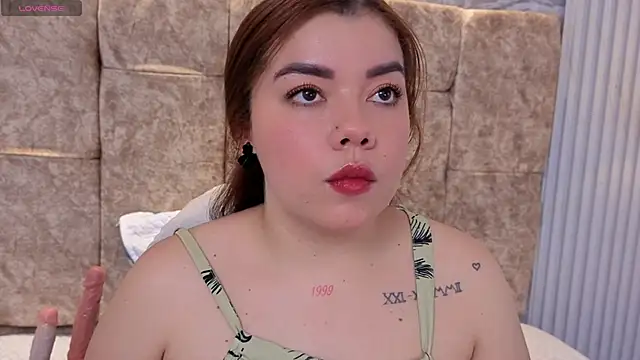 leilapons online show from February 2026 07:13:01 PM