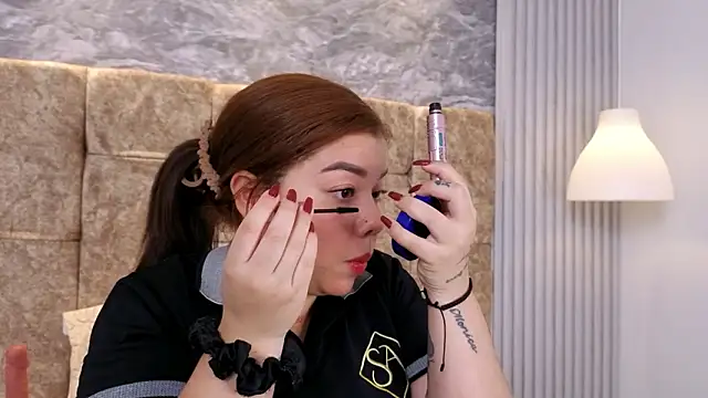 leilapons online show from February 2026 04:35:01 PM