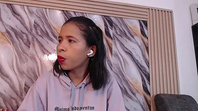 Samantha Fox69  online show from March 2026 03:15:02 PM