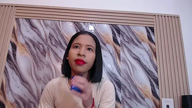 Samantha Fox69  online show from November 2025 04:32:02 PM