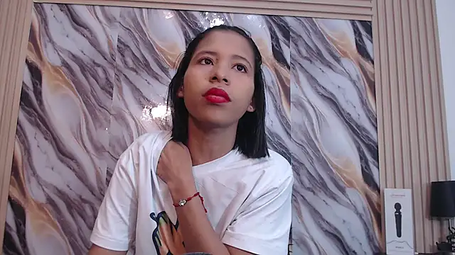 Samantha Fox69  online show from November 2025 05:40:01 PM