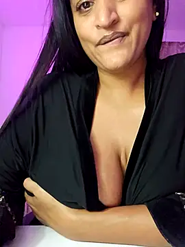 Busty AriaX online show from November 2025 10:21:02 PM