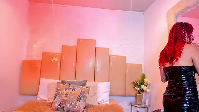 Snapshot of salem_rose chatting on November 2025 08:09:02 PM salem rose online show from November 2025 08:09:02 PM