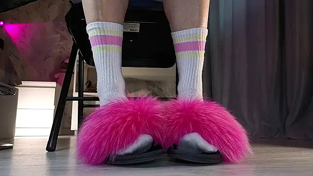 Feet Heelss online show from February 2026 08:58:02 AM