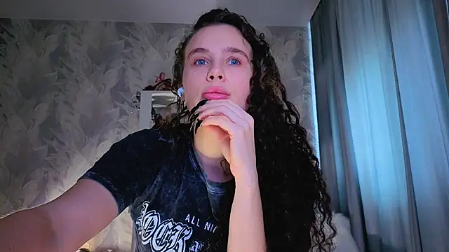 Feet Heelss online show from October 2025 11:00:02 AM