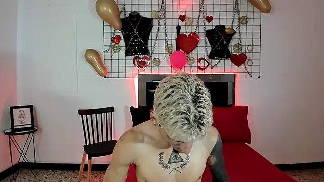 kasandrandliam online show from September 2025 07:09:02 PM