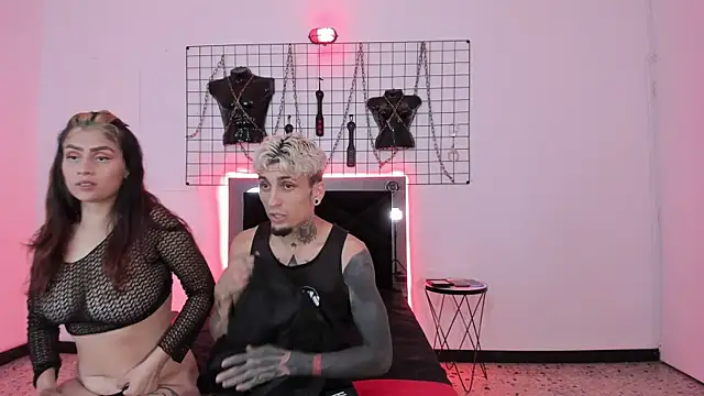 kasandrandliam online show from September 2025 02:47:02 AM