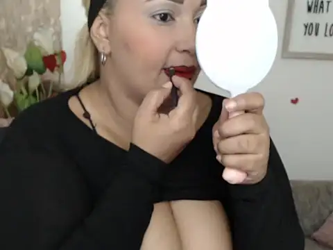 Snapshot of laleska_montenegro chatting on November 2025 03:05:01 AM laleska montenegro online show from November 2025 03:05:01 AM