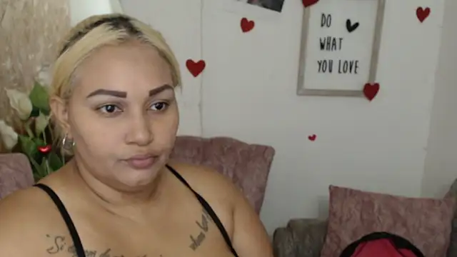 Snapshot of laleska_montenegro chatting on November 2025 02:45:02 AM laleska montenegro online show from November 2025 02:45:02 AM