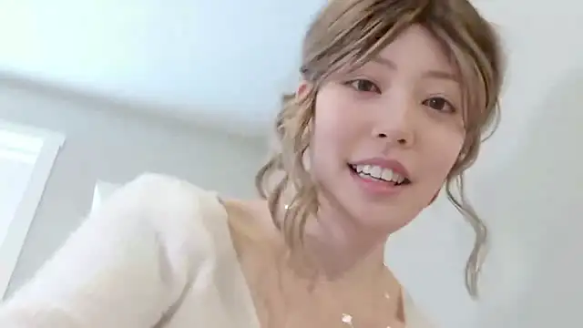 Nana with online show from April 2026 08:09:02 PM