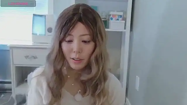 Nana with online show from March 2026 09:07:02 PM