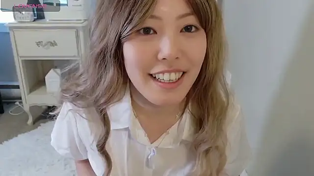 Nana with online show from March 2026 09:09:01 PM