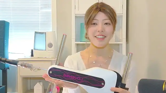 Nana with online show from December 2025 10:12:01 PM