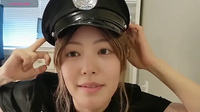 Nana with online show from January 2026 08:07:01 PM