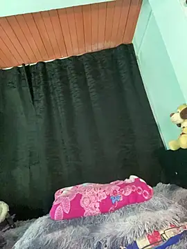 EVAH LEE  online show from April 2026 01:02:02 AM