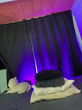EVAH LEE  online show from July 2026 03:50:02 AM