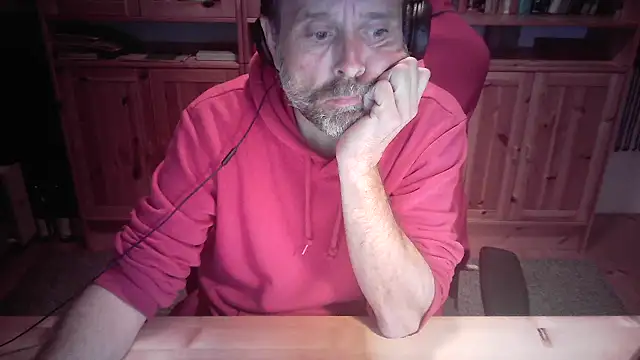 boy40bi online show from October 2025 11:25:02 PM