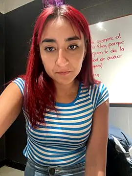 JuliethaDemon  online show from November 2025 01:37:02 PM