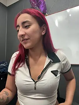 JuliethaDemon  online show from February 2026 02:05:01 PM