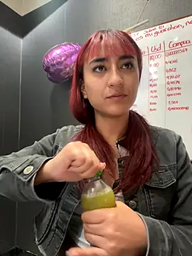 JuliethaDemon  online show from November 2025 01:15:02 PM