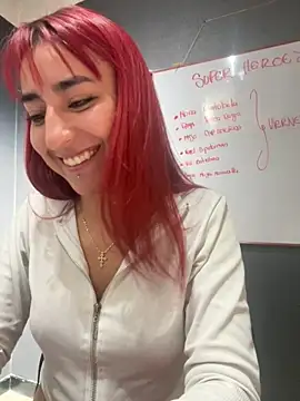 JuliethaDemon  online show from November 2025 01:15:01 PM