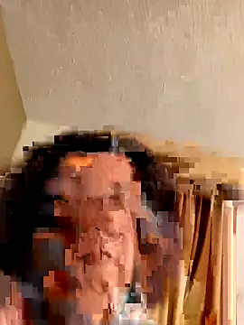 Snapshot of lil-gemini-hippy chatting on June 2026 03:39:01 AM lil-gemini-hippy online show from June 2026 03:39:01 AM